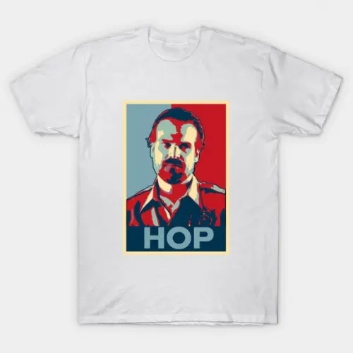 Camiseta Hopper- Stranger Things - Bagulhos Sinistros