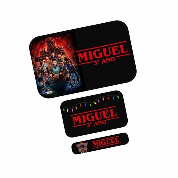 Etiqueta Escolar Stranger Things