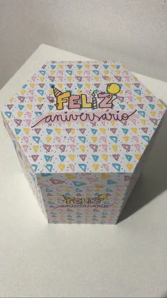 Arquivo de Corte Caixa Explosão Aniversário
