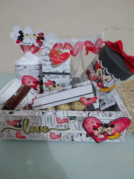 Arquivo de Corte Festa na Caixa Minnie Mickey