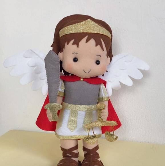 Anjo Miguel em Feltro