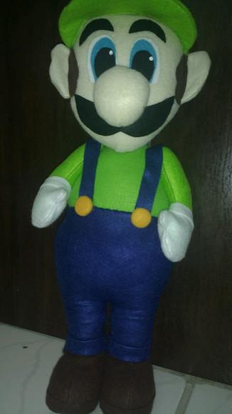 Luigi do super Mario em feltro