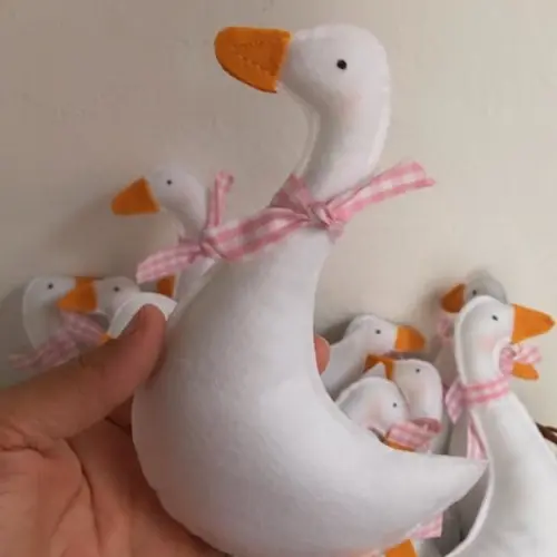 Patinhos em Feltro