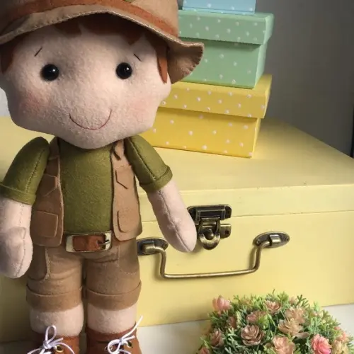 Boneco Menino Safari