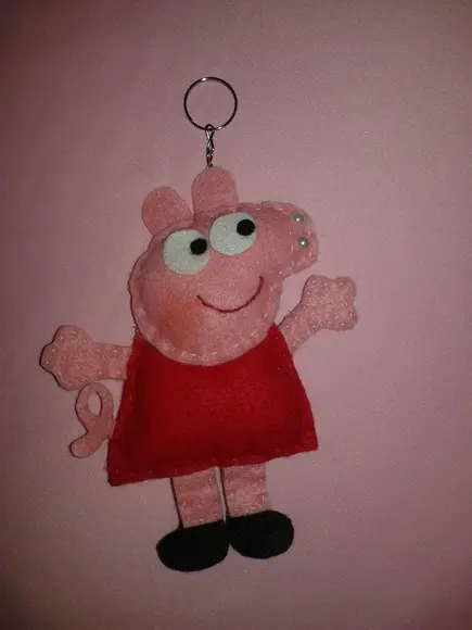 Chaveiro em feltro porquinha