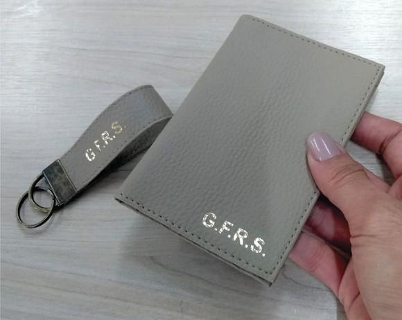 Porta Documento + Chaveiro Personalizado em Sintético