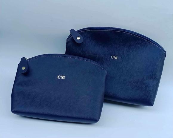 Kit 2 Necessaires Curvadas em Sintético Personalizadas