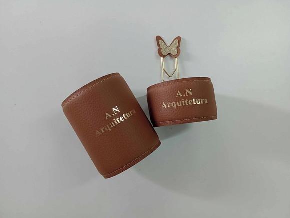 Porta Lápis + Porta Clips em Sintético Personalizados