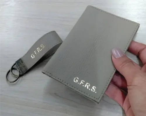 Porta Documento + Chaveiro Personalizado em Sintético