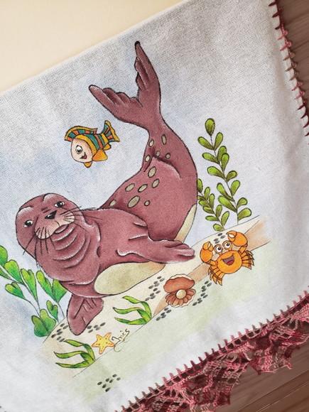 PANO DE PRATO, foca, pintado a mão