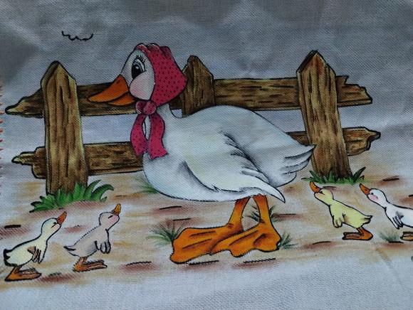 Pano de Prato, Pintado à Mão -pata e Família