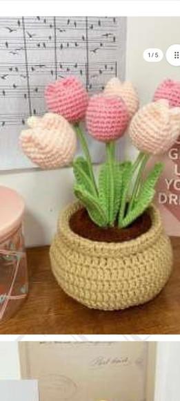 Receita Amigurumi Flor Tulipa com Vaso Tradução