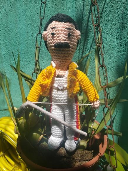 Receita de amigurumi BONECO FREDY