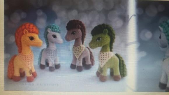 Receita de Amigurumi Cavalos (5) -português