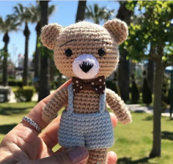 Receita de Amigurumi Chaveiro Urso tradução