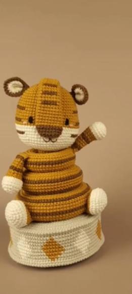 Receita em Português- Amigurumi- Brinquedo de Anéis Tigre