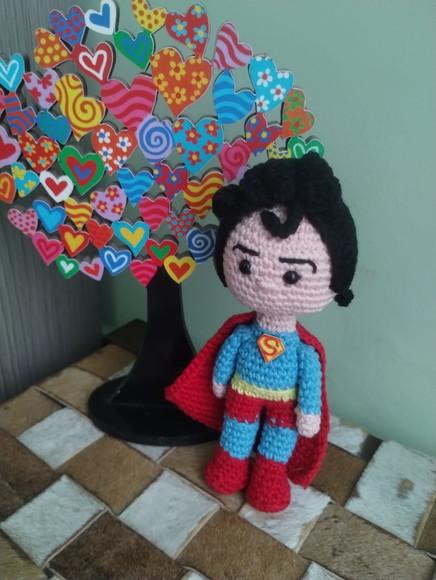 Super Homem em Crochê - Amigurumi