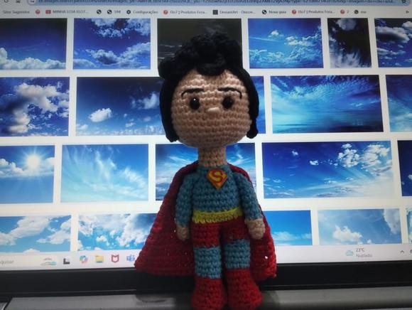Super Homem em Crochê - Amigurumi