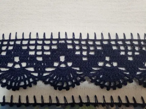 Pano de prato Jarra, uvas , ameixas (pintado a mão)