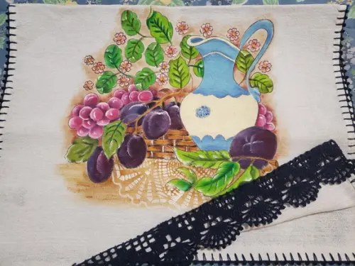 Pano de prato Jarra, uvas , ameixas (pintado a mão)