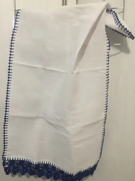 Pano de prato liso com croche