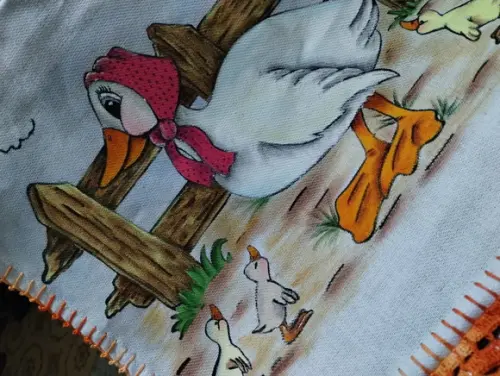 Pano de Prato, Pintado à Mão -pata e Família