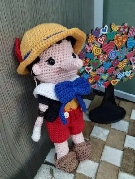 Pinóquio -boneco em Crochê Amigurumi