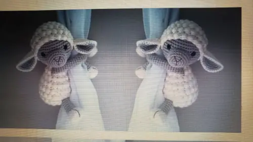 Receita de Amigurumi Abraça Cortina Ovelha Tradução