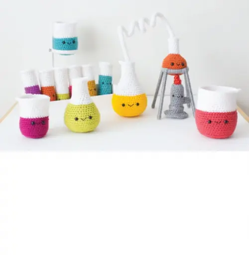 Receita de Amigurumi Laboratório de Química Tradução