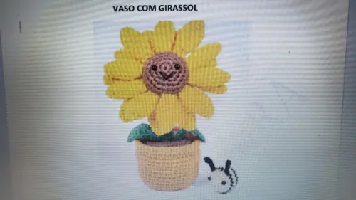 Receita de Amigurumi Vaso com Girassol Trad