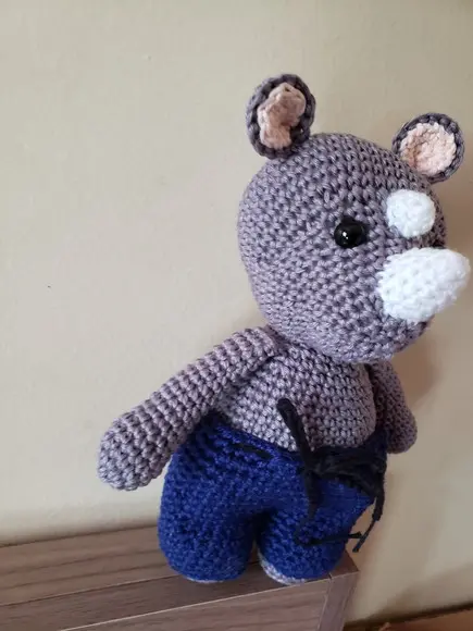 Rinoceronte em Crochê - Amigurumi