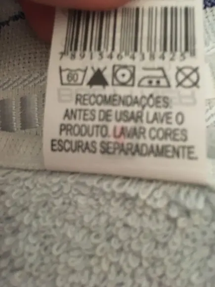 TOALHA DE MÃO BORDADO EM PONTO CRUZ