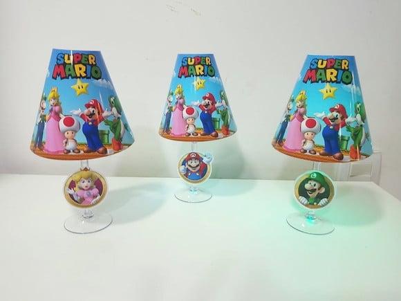 Centro de Mesa Abajur Mario com Led