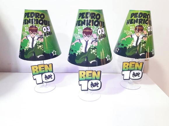 Centro de Mesa Abajur Ben 10 com Led