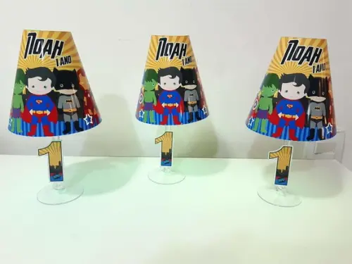 Centro de Mesa Abajur Vingadores Cute com Led