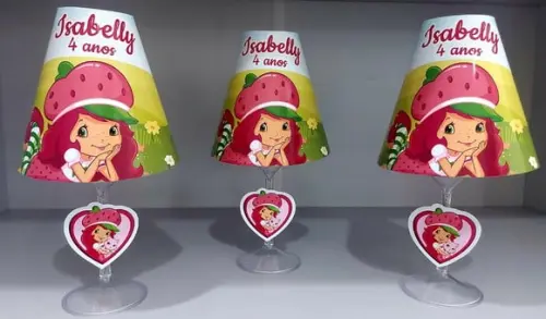 Centro de Mesa Abajur Moranguinho com Led
