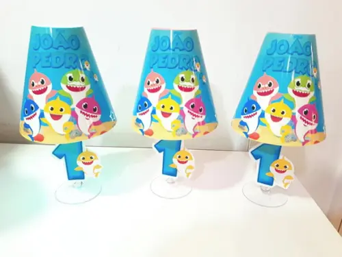Centro de Mesa Abajur Baby Shark com Led