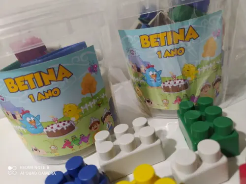 20 Blocos de Montar Galinha Pintadinha
