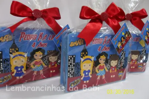 mini estojo super heroínas