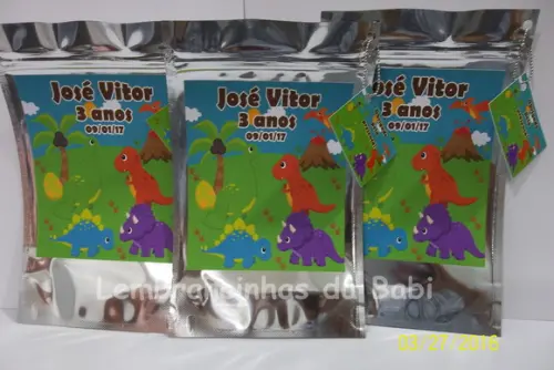 Sachê metalizado dinossauros