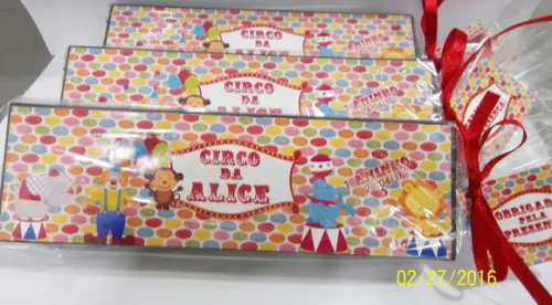 dominó personalizado circo