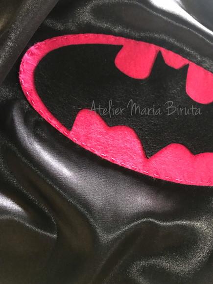 Capa e Máscara Batgirl Infantil