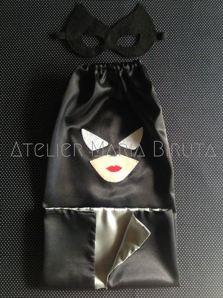 Capa e Máscara Mulher Gato Infantil