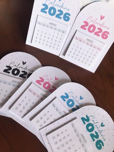Mini Calendário com Ímã 2026