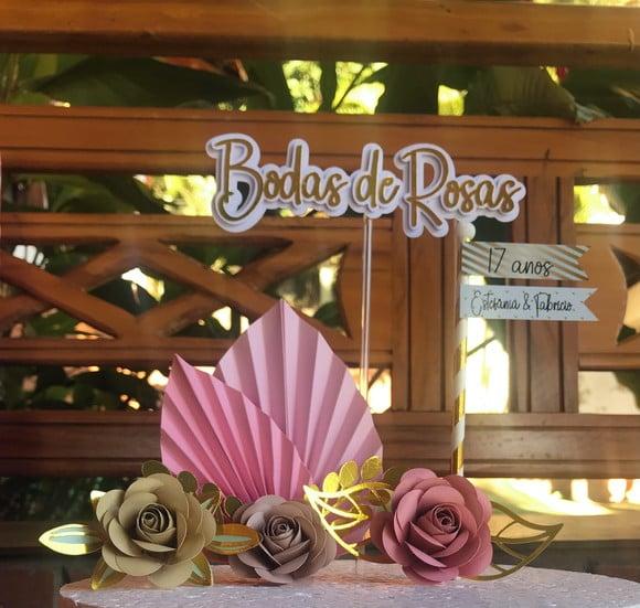 Topo de Bolo Bodas de Rosas