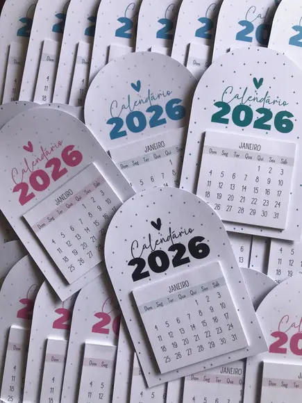 Mini Calendário com Ímã 2026