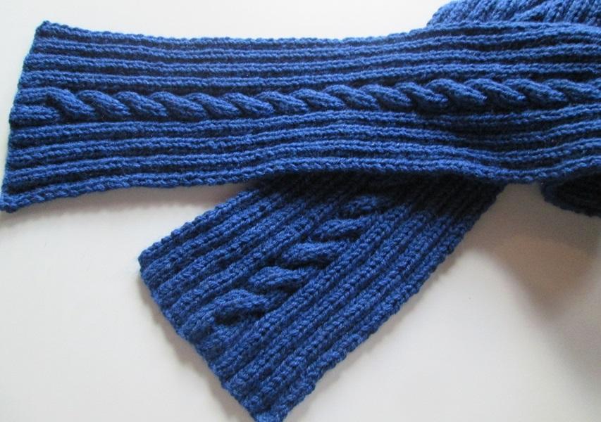 Cachecol e gorro   masculino em tricô  trançado- azul