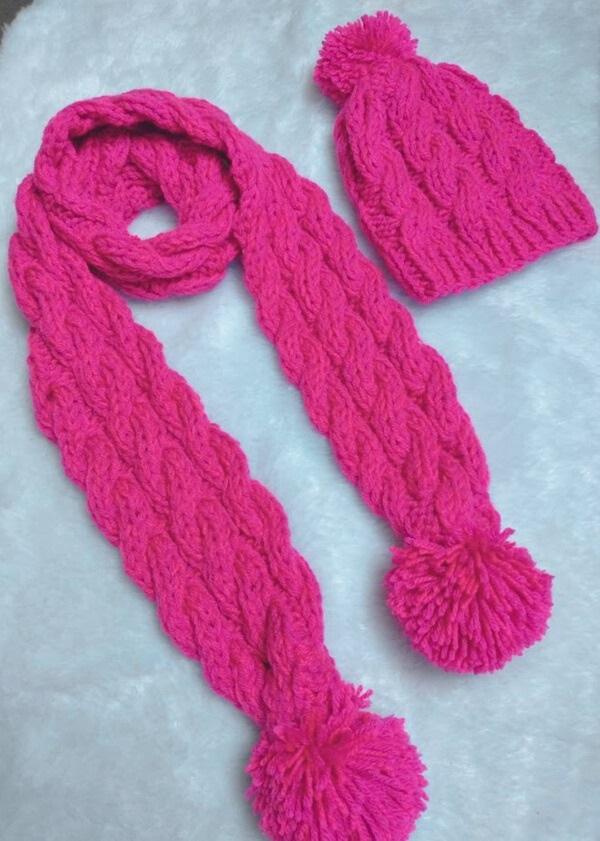 Conjunto de Inverno Infantil em Tricô Rosa - Cachecol e Gorro co
