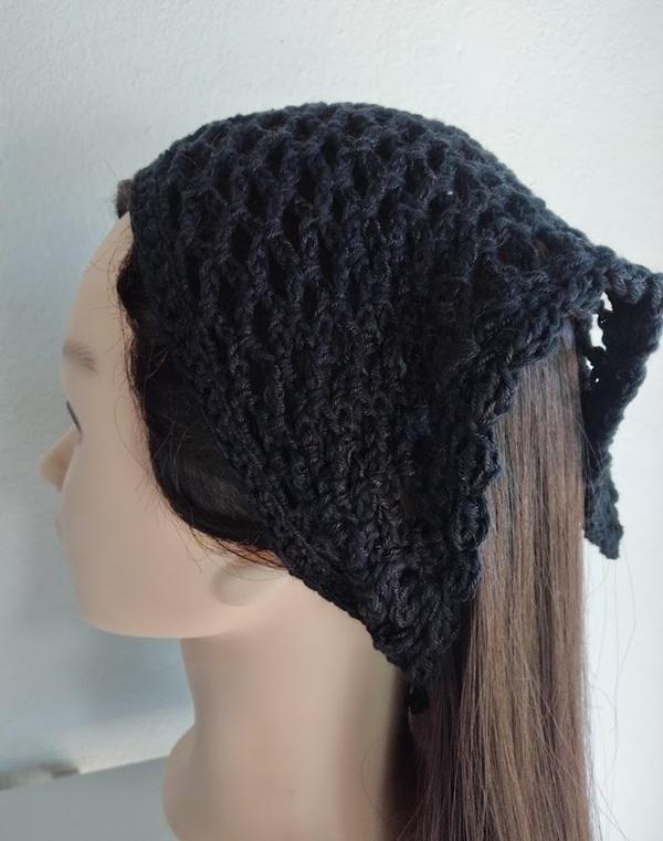 Bandana em  Crochê  arcos preta- lenço para cabelos