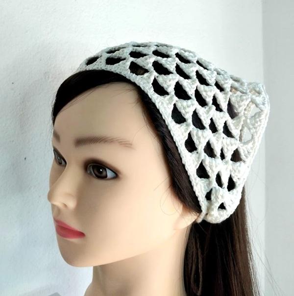 Bandana em  Crochê  off white - lenço para cabelos